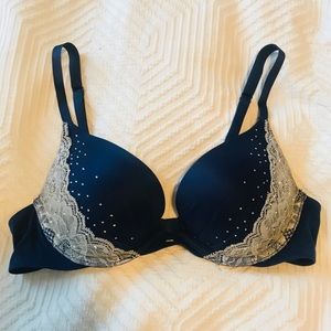 Victoria’s Secret Push Up Bra